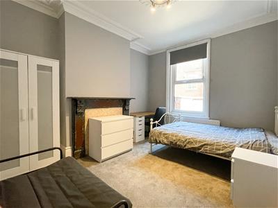 Picture 10